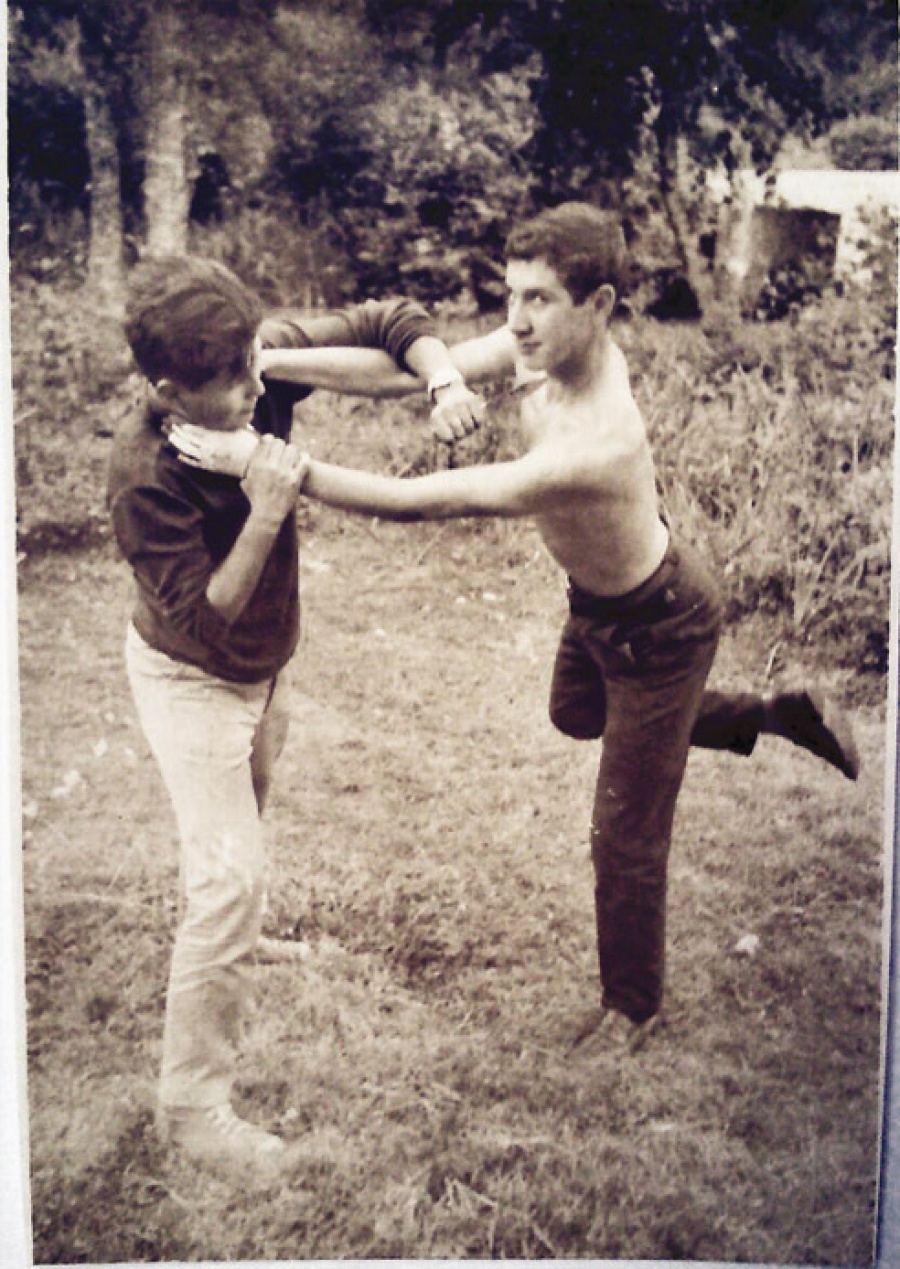 1963 - Entrenamiento de lucha